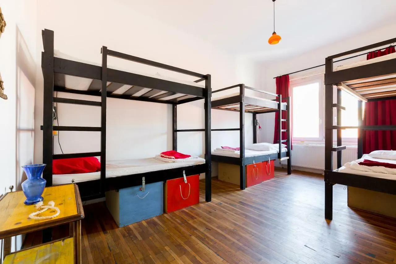 Das Nest Budapeste Albergue